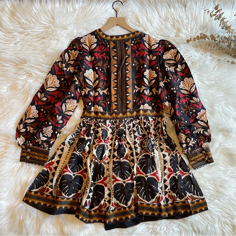 Farm Rio Tapestry Garden Multicolor V Neck Wrap Mini Dress NWT Medium - Picture 14 of 16